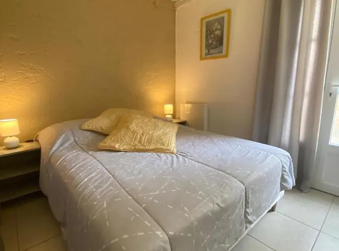 Vila Antheor Cap Roux